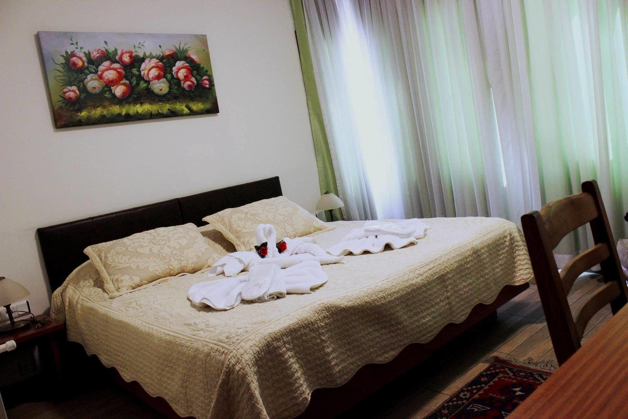 Selena Hotel Selcuk Exterior photo